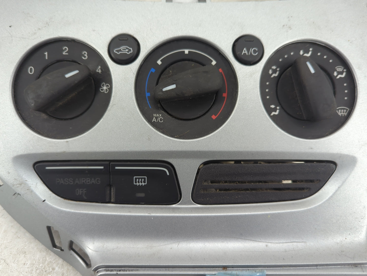 2012 Ford Focus Climate Control Module Temperature AC/Heater Replacement Fits OEM Used Auto Parts - Oemusedautoparts1.com