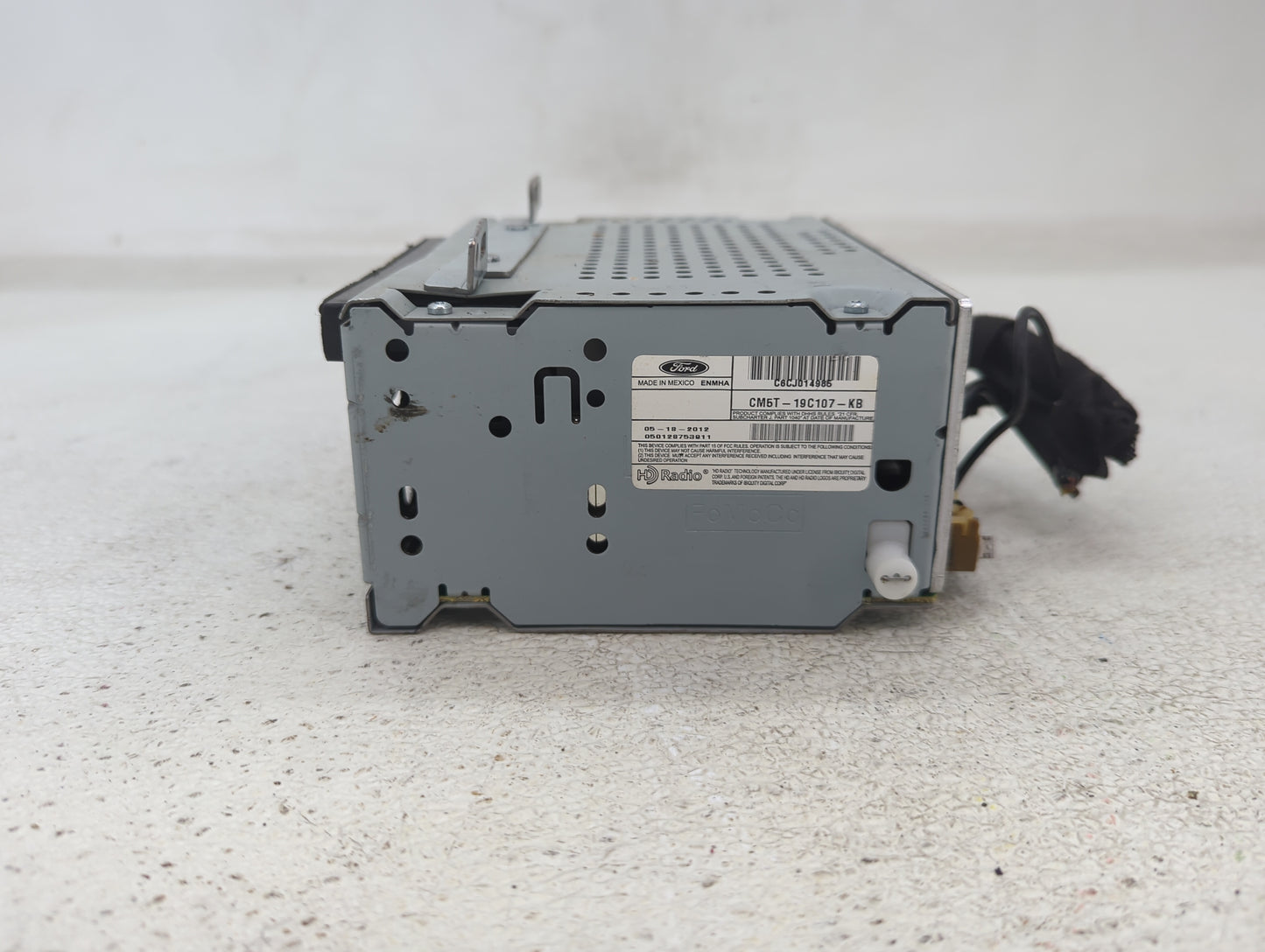 2012-2014 Ford Focus Radio AM FM Cd Player Receiver Replacement P/N:CM5T-19C107-KB Fits Fits 2012 2013 2014 OEM Used Auto Pa