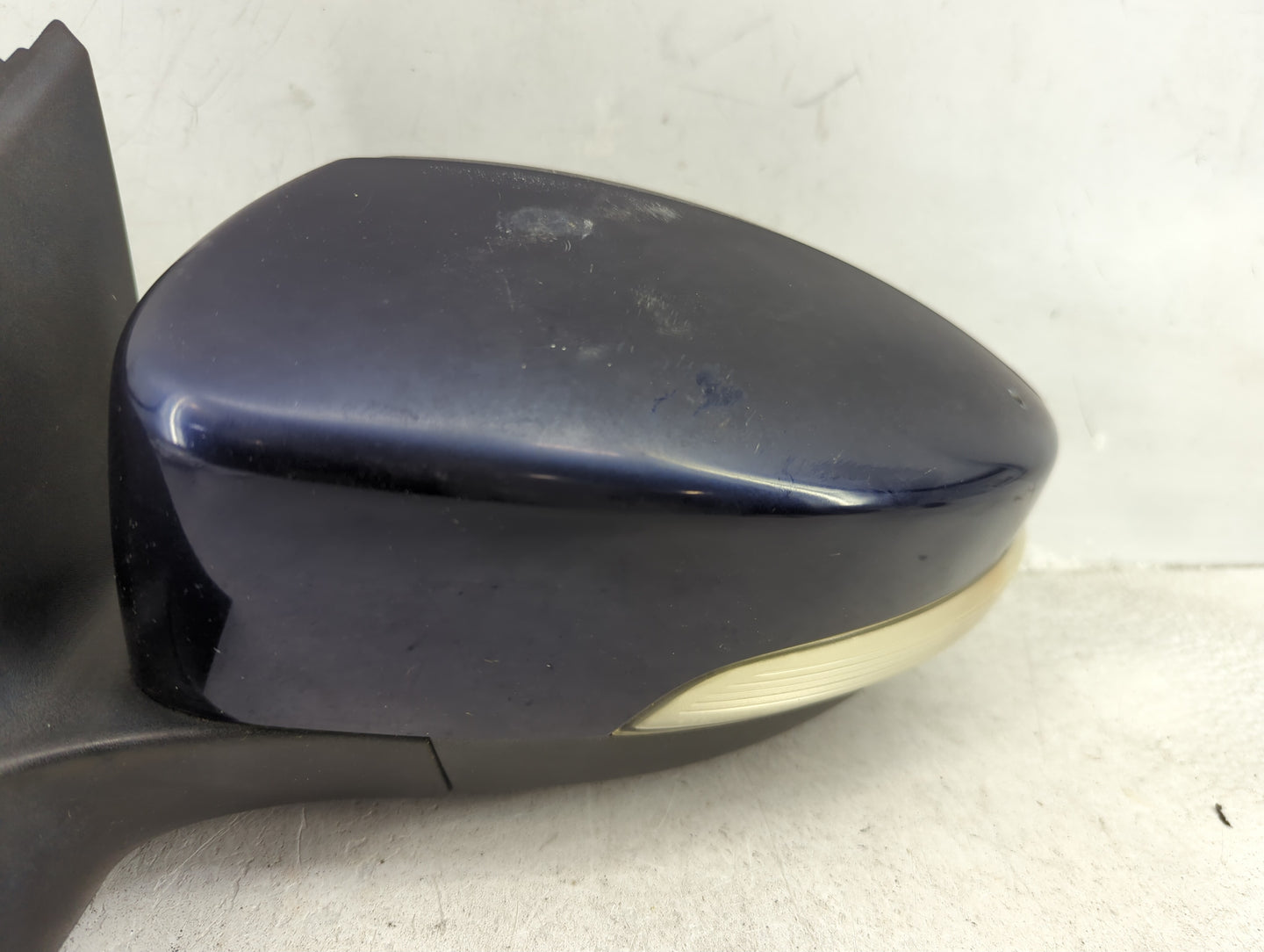2012-2014 Ford Focus Driver Side View Mirror - Left Door Mirror OEM Used - Oemusedautoparts1.com