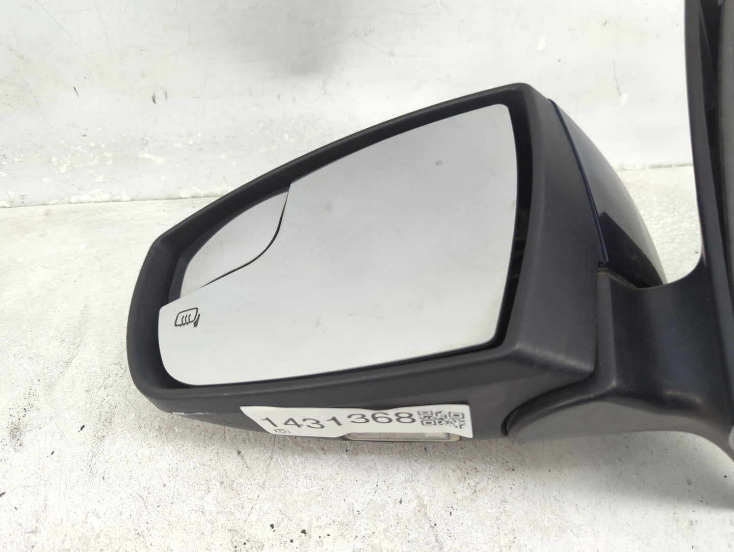 2012-2014 Ford Focus Driver Side View Mirror - Left Door Mirror OEM Used - Oemusedautoparts1.com