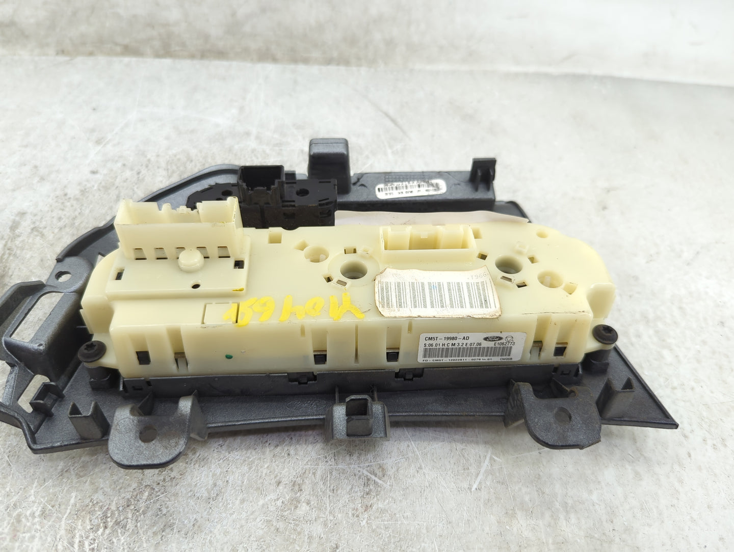2012 Ford Focus Climate Control Module Temperature AC/Heater Replacement P/N:CM5T-19980-AD Fits OEM Used Auto Parts - Oemuse