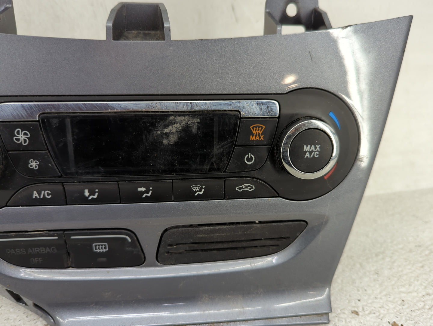 2012 Ford Focus Climate Control Module Temperature AC/Heater Replacement P/N:BM5T-18C612-AJ Fits OEM Used Auto Parts - Oemus