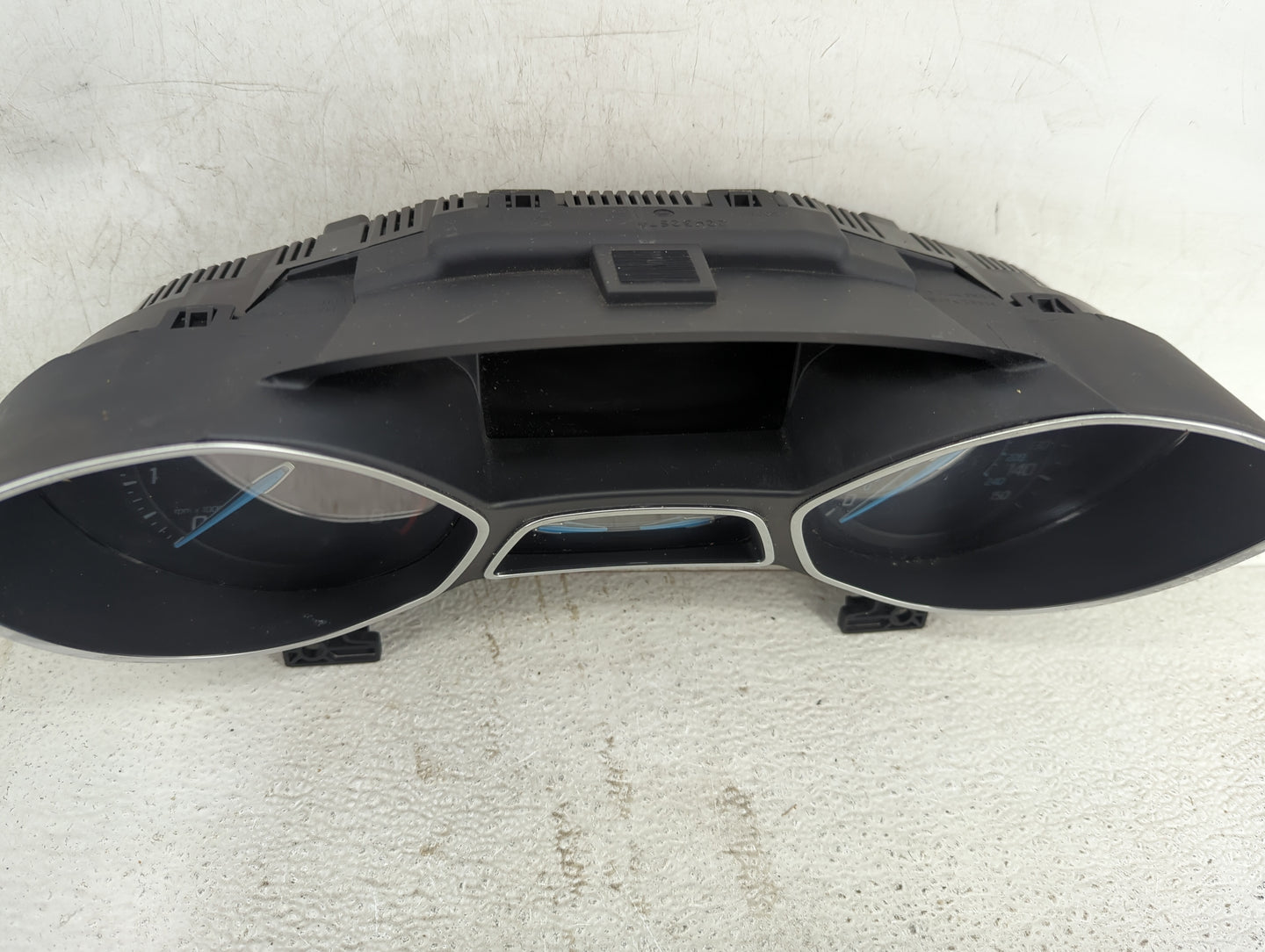 2012 Ford Focus Instrument Cluster Speedometer Gauges P/N:CM5T-10849-TU CM5T-10849-TA, 2323240 Fits OEM Used Auto Parts - Oe