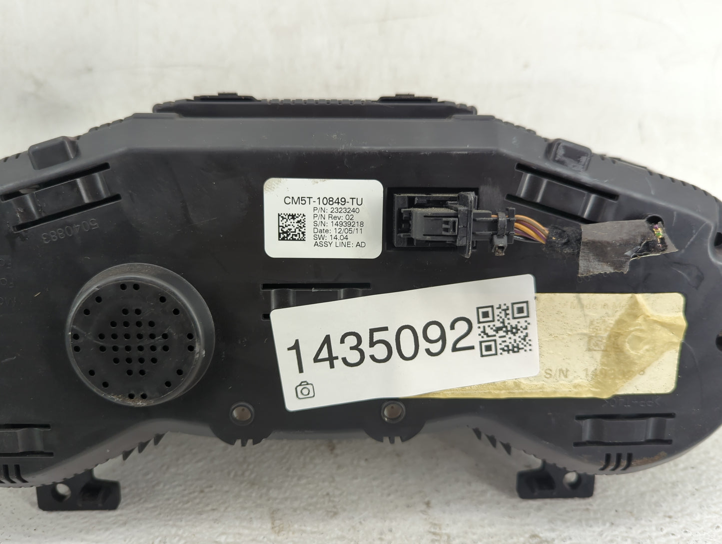 2012 Ford Focus Instrument Cluster Speedometer Gauges P/N:CM5T-10849-TU CM5T-10849-TA, 2323240 Fits OEM Used Auto Parts - Oe