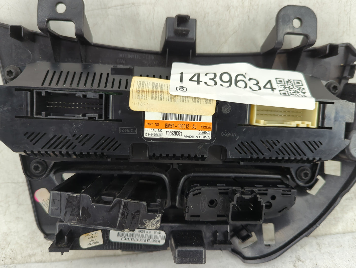 2012 Ford Focus Climate Control Module Temperature AC/Heater Replacement P/N:BM5T-18C612-AJ Fits OEM Used Auto Parts - Oemus
