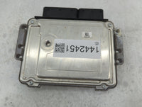 2012-2013 Ford Focus PCM Engine Control Computer ECU ECM PCU OEM P/N:CM5A-12A650-LK BV61-12B684-BA, 0261S07637 Fits Fits 201