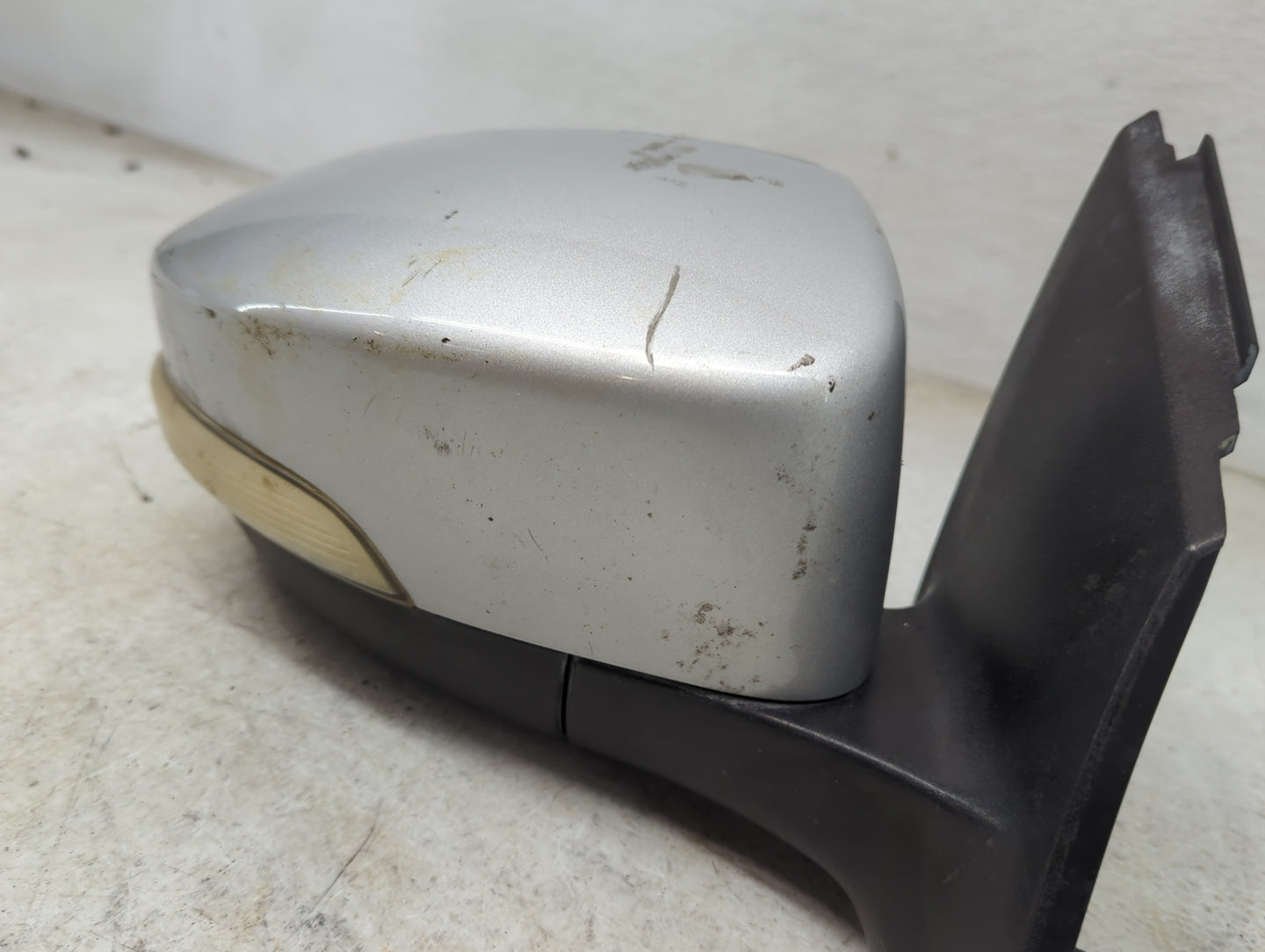 2012-2014 Ford Focus Passenger Side View Mirror - Right Door Mirror OEM Used - Oemusedautoparts1.com
