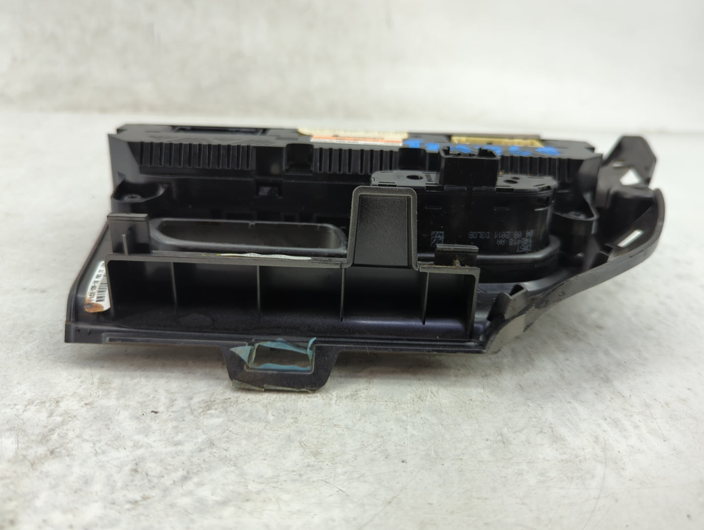 2012 Ford Focus Climate Control Module Temperature AC/Heater Replacement P/N:BM5T-18C612-AH F20610323 Fits OEM Used Auto Par