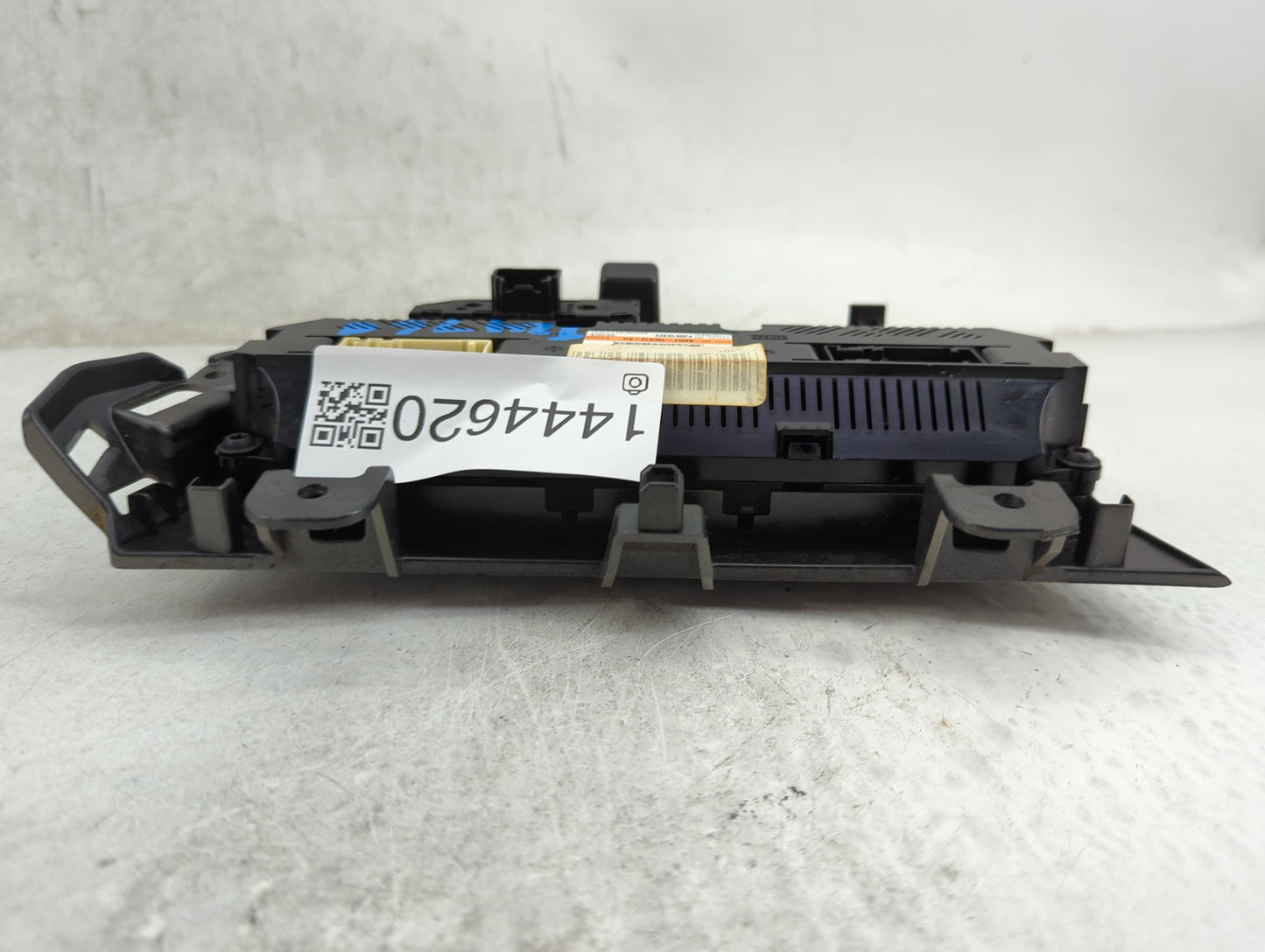 2012 Ford Focus Climate Control Module Temperature AC/Heater Replacement P/N:BM5T-18C612-AH F20610323 Fits OEM Used Auto Par