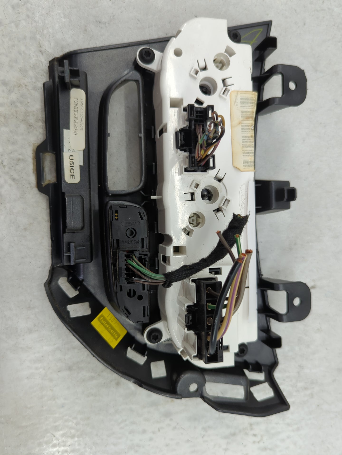 2012 Ford Focus Climate Control Module Temperature AC/Heater Replacement P/N:BM51-18522-AC3C13 BM5T-18C612-AG Fits OEM Used 