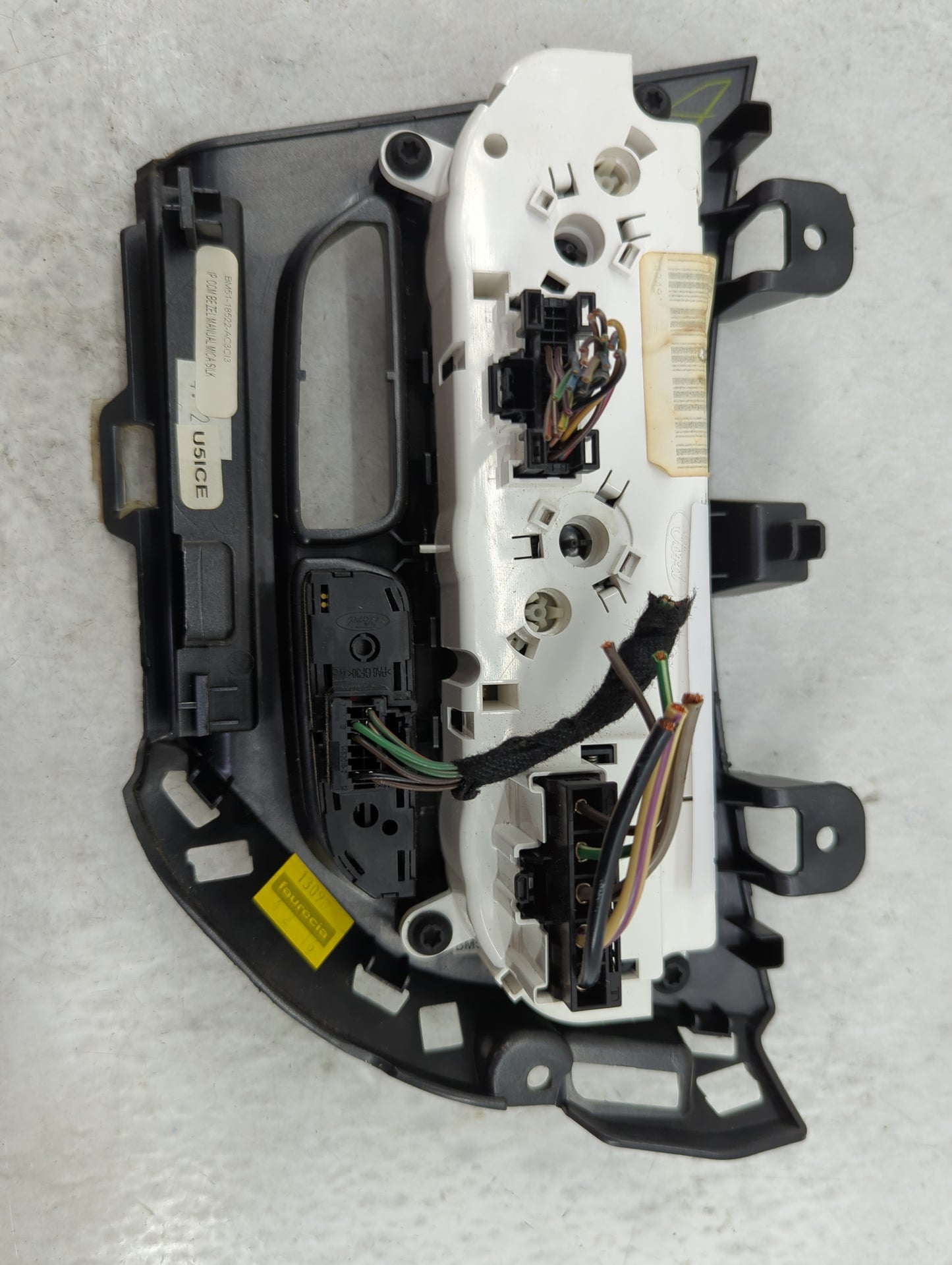 2012 Ford Focus Climate Control Module Temperature AC/Heater Replacement P/N:BM51-18522-AC3C13 BM5T-18C612-AG Fits OEM Used 