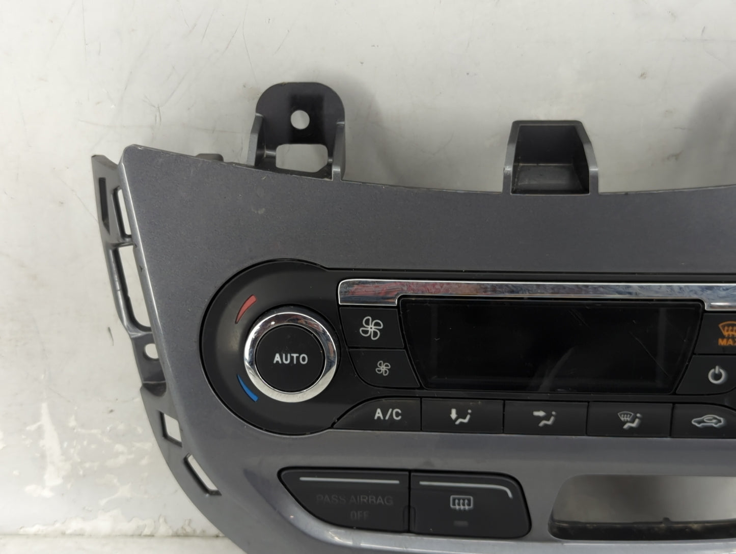 2012 Ford Focus Climate Control Module Temperature AC/Heater Replacement P/N:BM5T-18C612-AJ Fits OEM Used Auto Parts - Oemus
