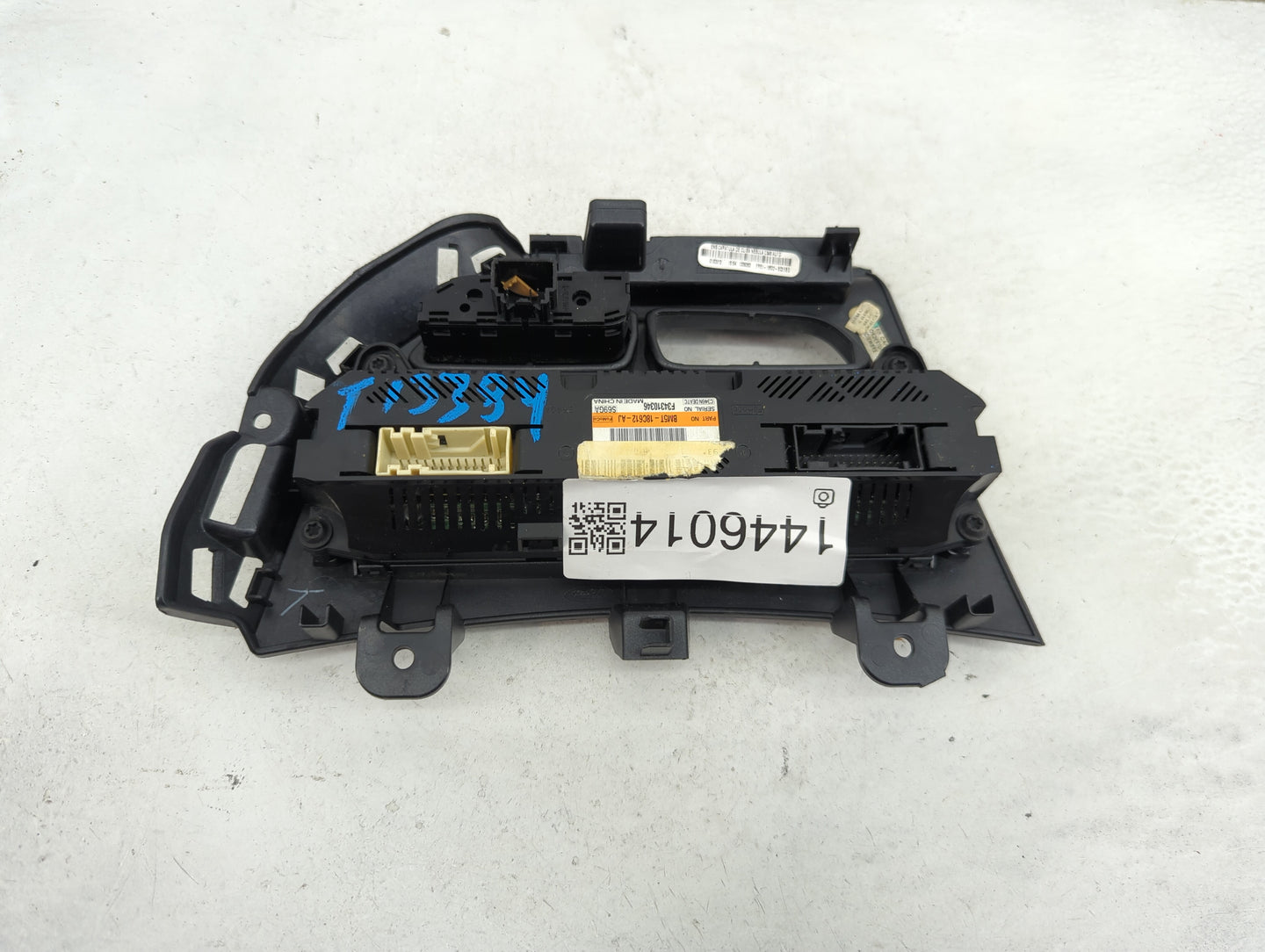 2012 Ford Focus Climate Control Module Temperature AC/Heater Replacement P/N:BM5T-18C612-AJ Fits OEM Used Auto Parts - Oemus