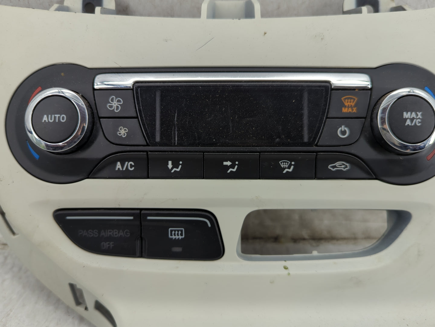 2012 Ford Focus Climate Control Module Temperature AC/Heater Replacement P/N:BM5T-18C612-AJ Fits OEM Used Auto Parts - Oemus