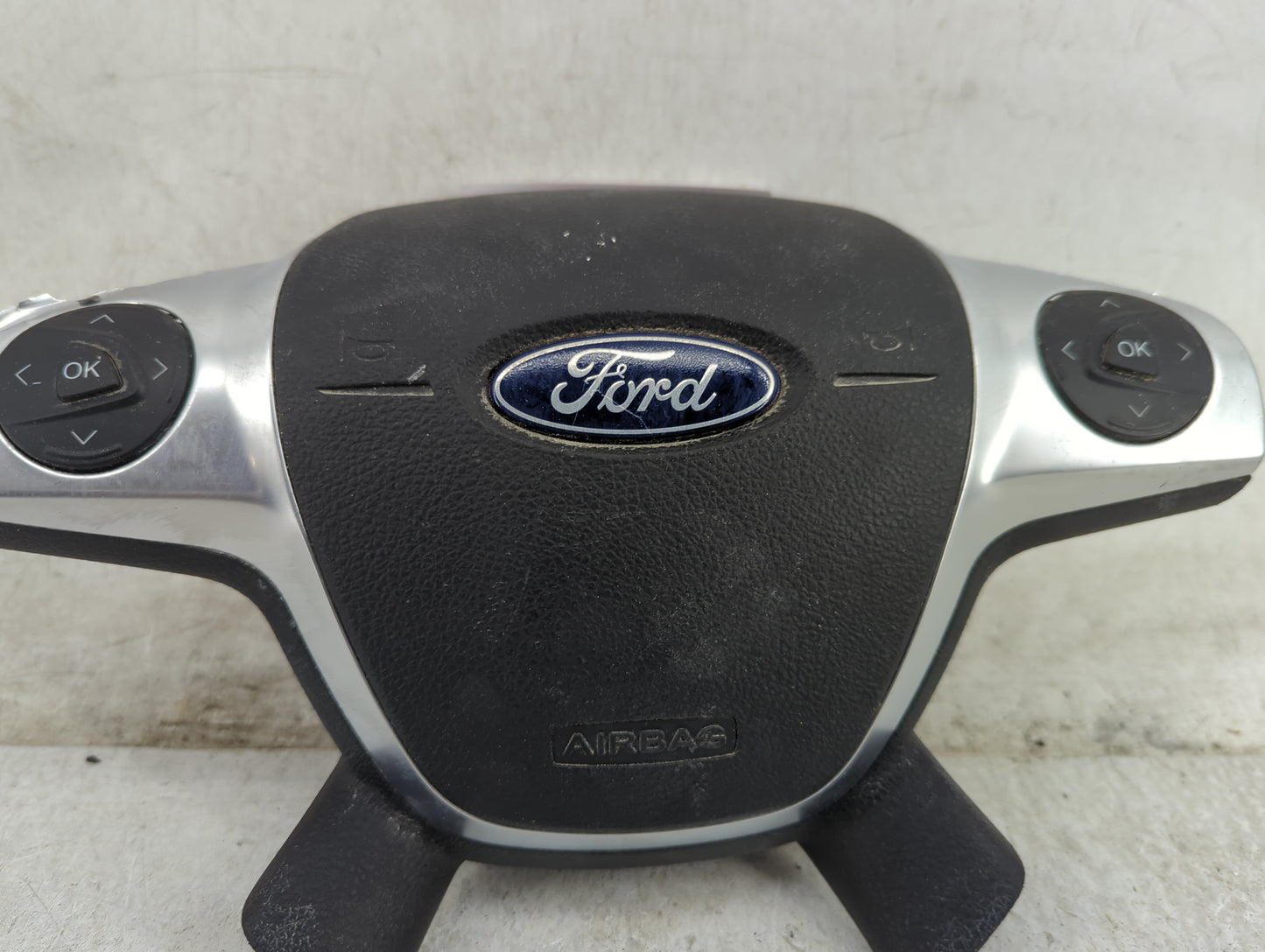 2012 Ford Focus Air Bag Driver Left Steering Wheel Mounted Black - Oemusedautoparts1.com