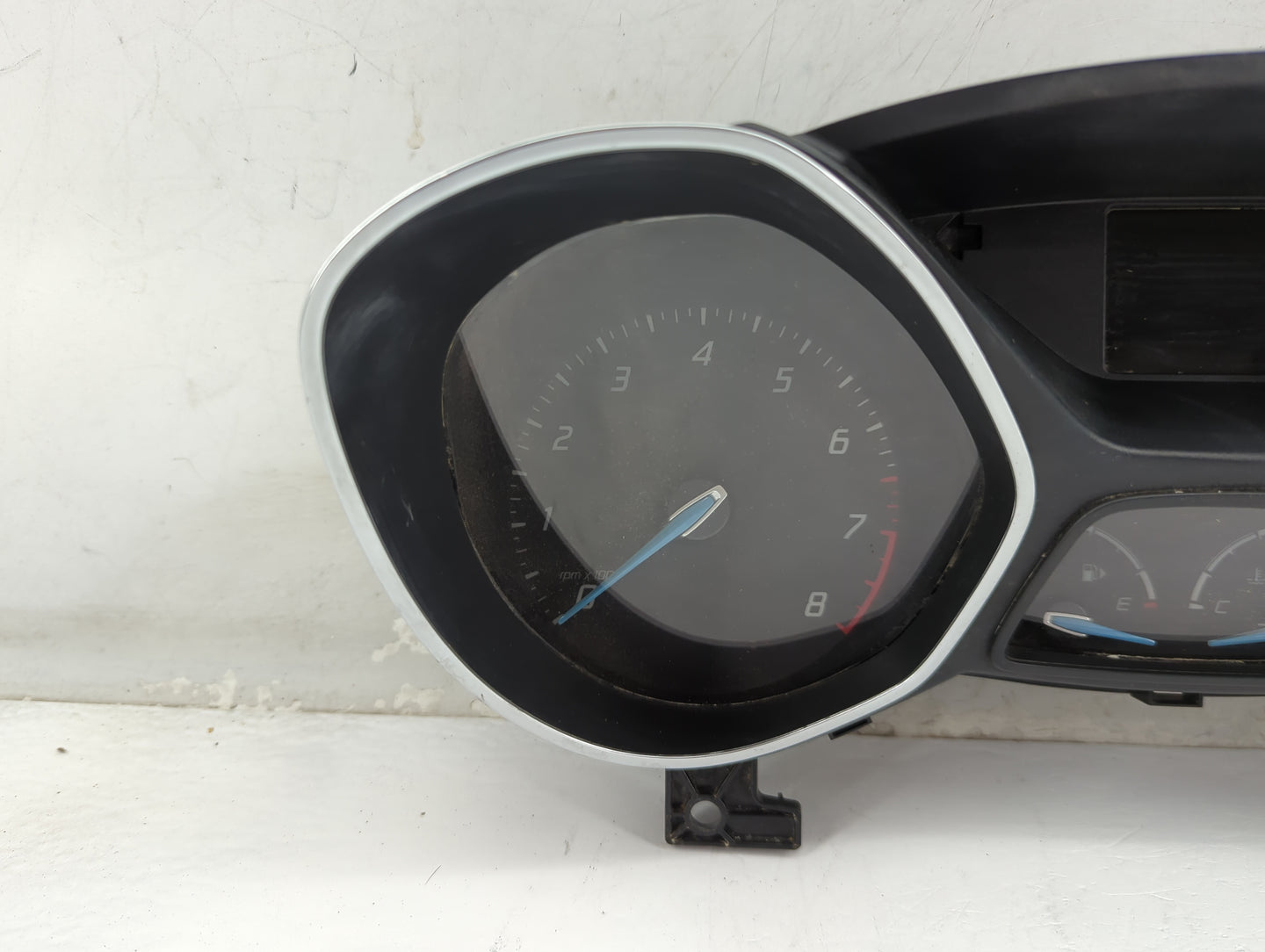 2012-2018 Ford Focus Instrument Cluster Speedometer Gauges P/N:CM5T-10849-RM Miles: Fits Fits 2012 2013 2014 2015 2016 2017 