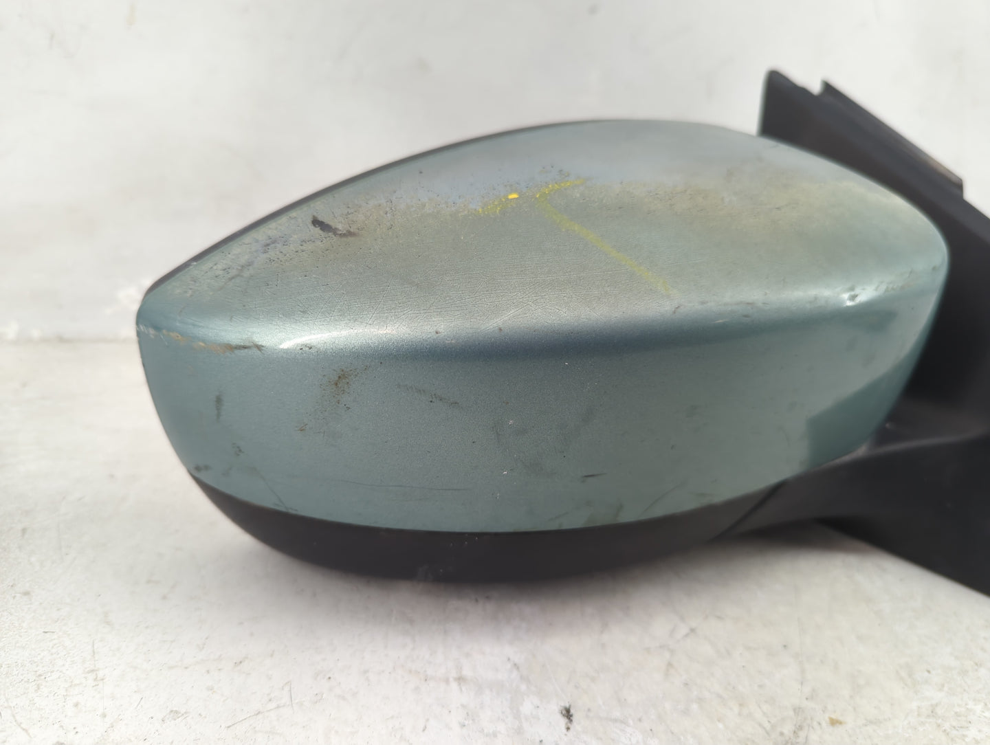 2012-2014 Ford Focus Passenger Side View Mirror - Right Door Mirror OEM Used - Oemusedautoparts1.com