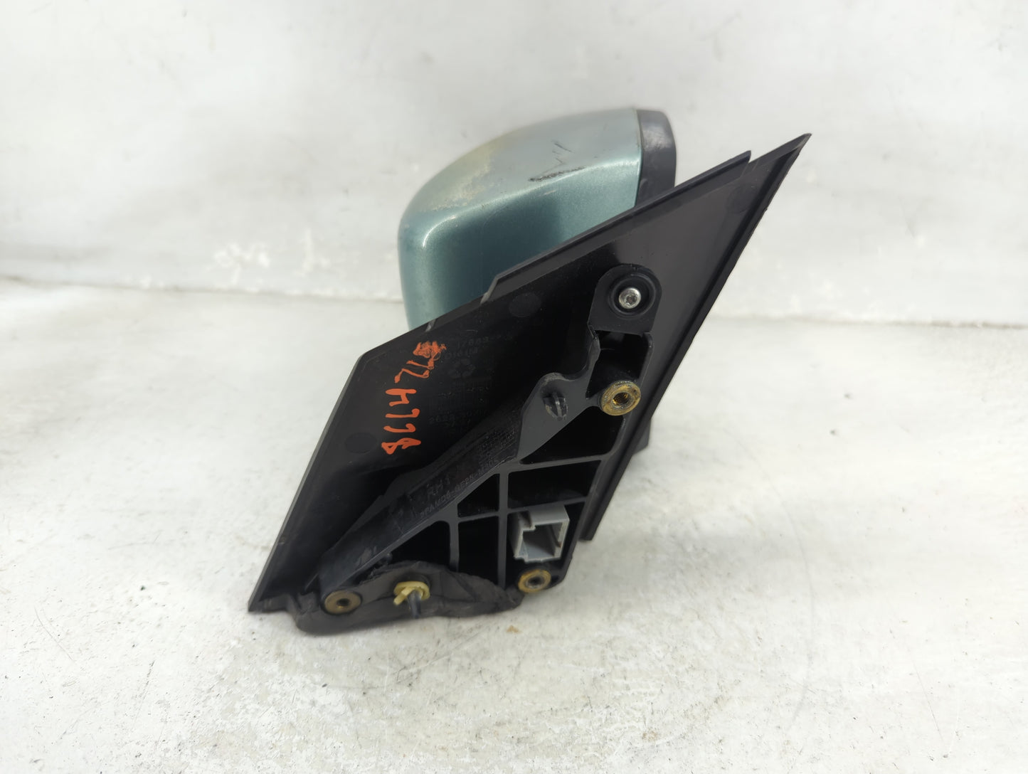 2012-2014 Ford Focus Passenger Side View Mirror - Right Door Mirror OEM Used - Oemusedautoparts1.com
