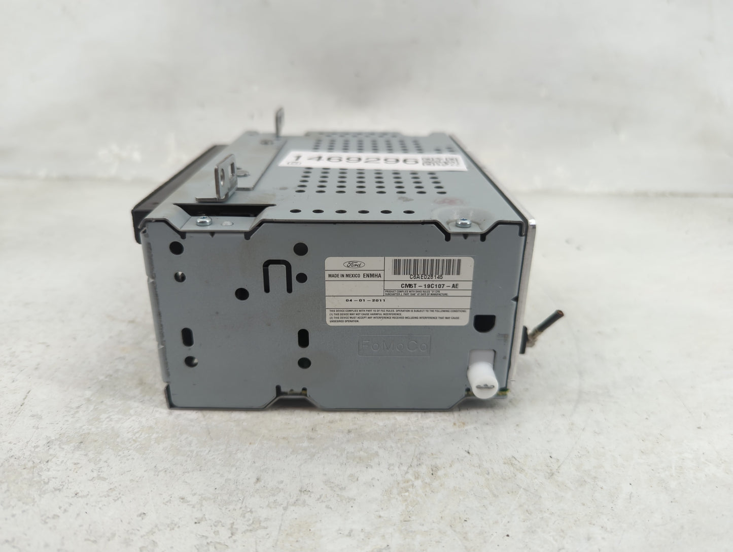 2012-2014 Ford Focus Radio AM FM Cd Player Receiver Replacement P/N:CM5T-19C107-AE A12418899 Fits Fits 2012 2013 2014 OEM Us