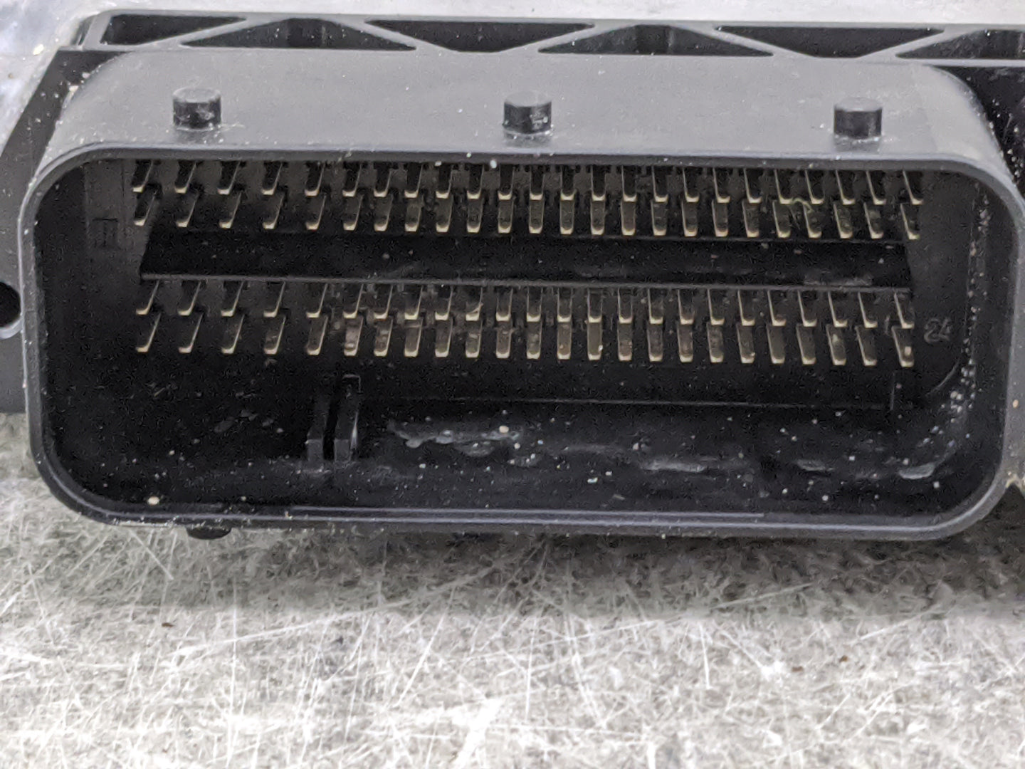 2013-2018 Ford Focus PCM Engine Control Computer ECU ECM PCU OEM P/N:DM5A-12A650-HB BV61-12B684-BA Fits OEM Used Auto Parts 