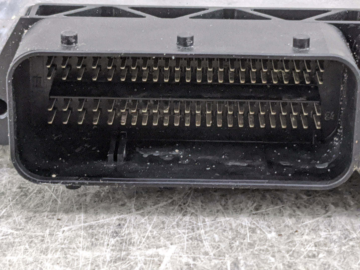 2013-2018 Ford Focus PCM Engine Control Computer ECU ECM PCU OEM P/N:DM5A-12A650-HB BV61-12B684-BA Fits OEM Used Auto Parts 