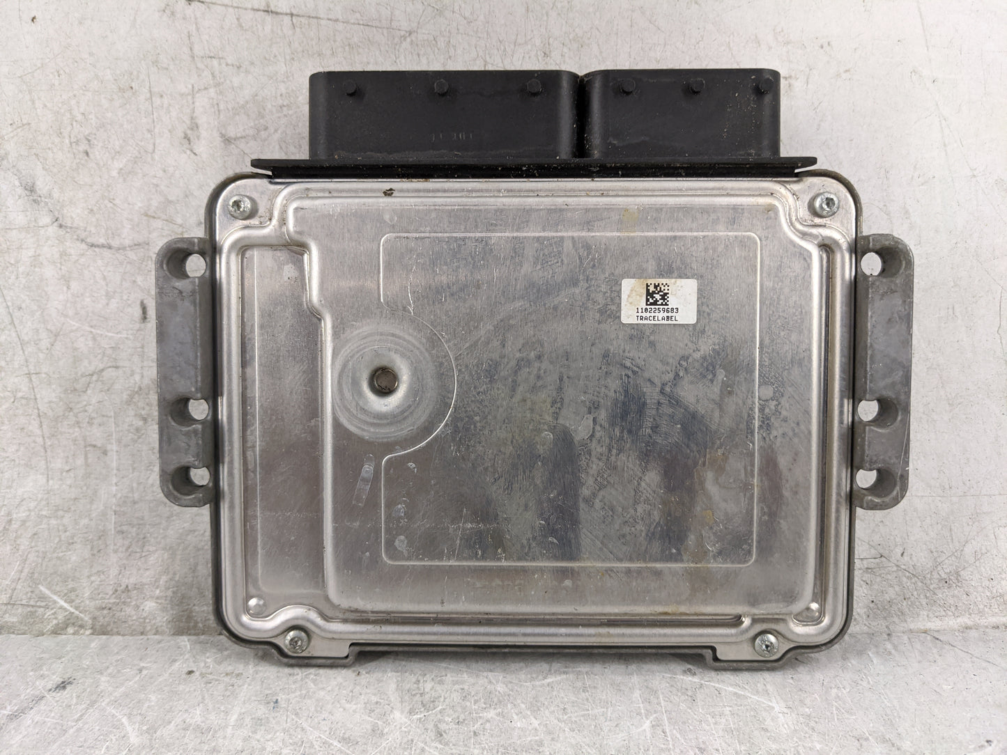 2013-2018 Ford Focus PCM Engine Control Computer ECU ECM PCU OEM P/N:DM5A-12A650-HB BV61-12B684-BA Fits OEM Used Auto Parts 