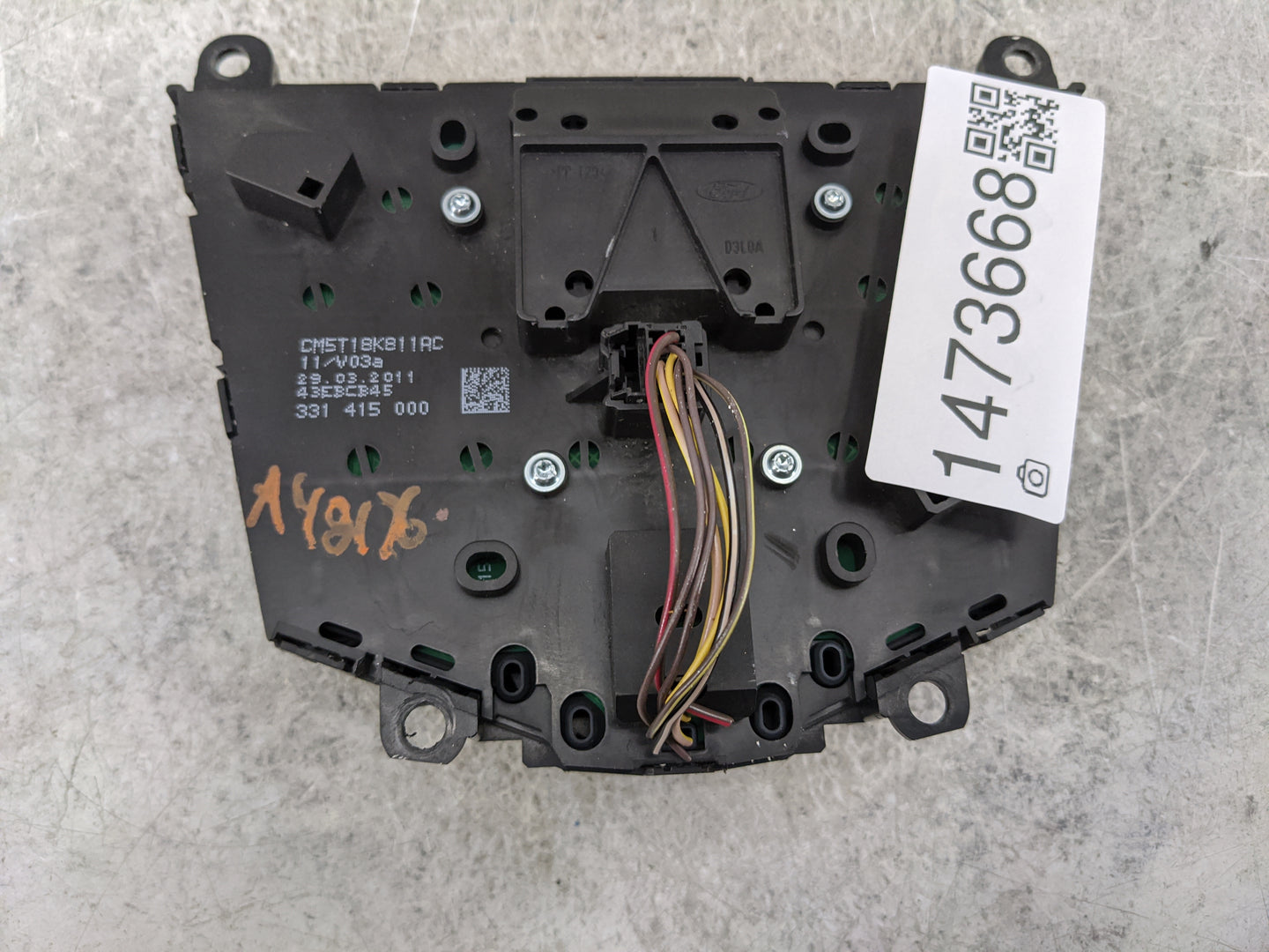 2012-2013 Ford Focus Radio AM FM Cd Player Receiver Replacement P/N:CM5T18K811AC Fits Fits 2012 2013 OEM Used Auto Parts - O