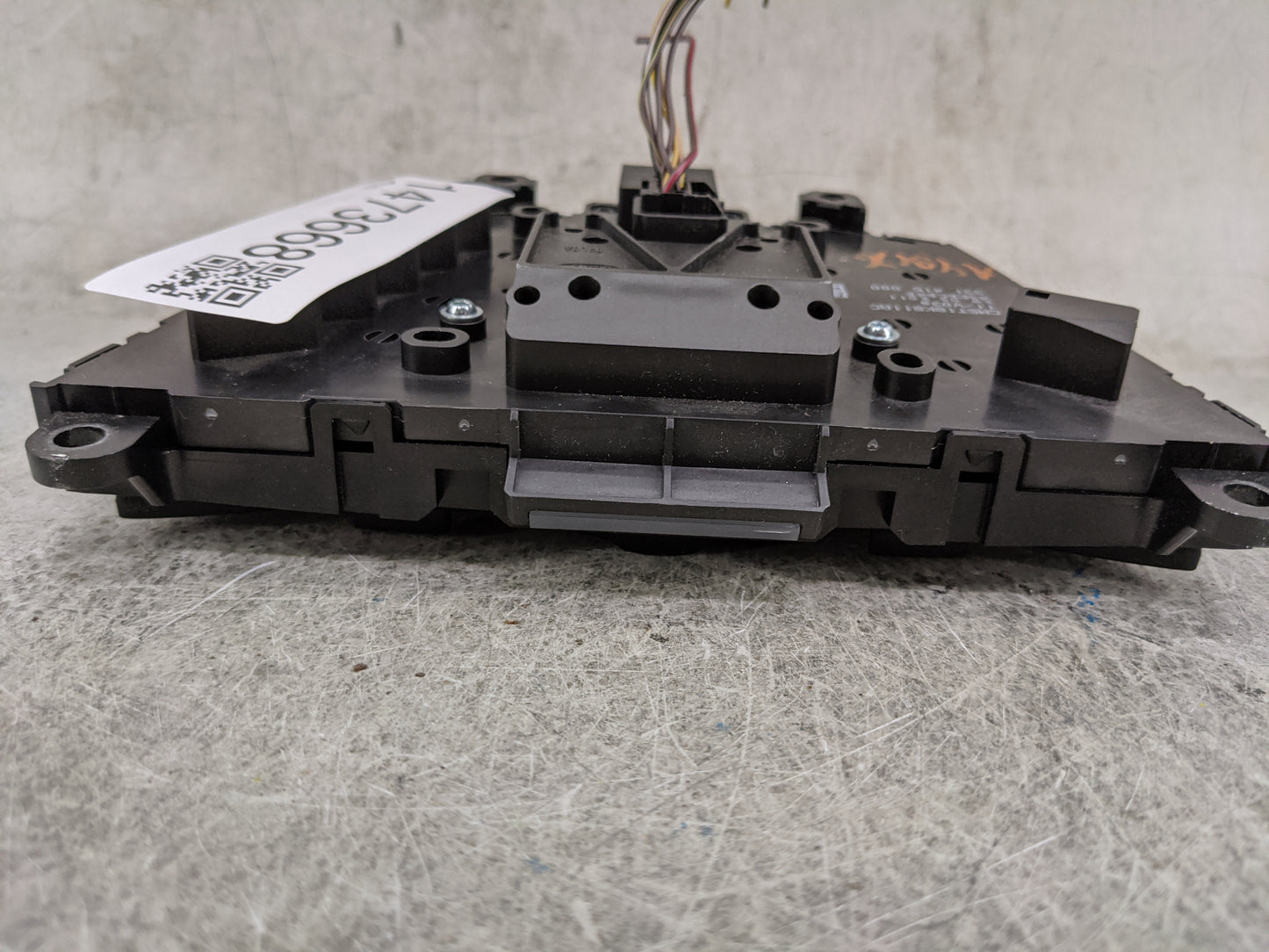 2012-2013 Ford Focus Radio AM FM Cd Player Receiver Replacement P/N:CM5T18K811AC Fits Fits 2012 2013 OEM Used Auto Parts - O