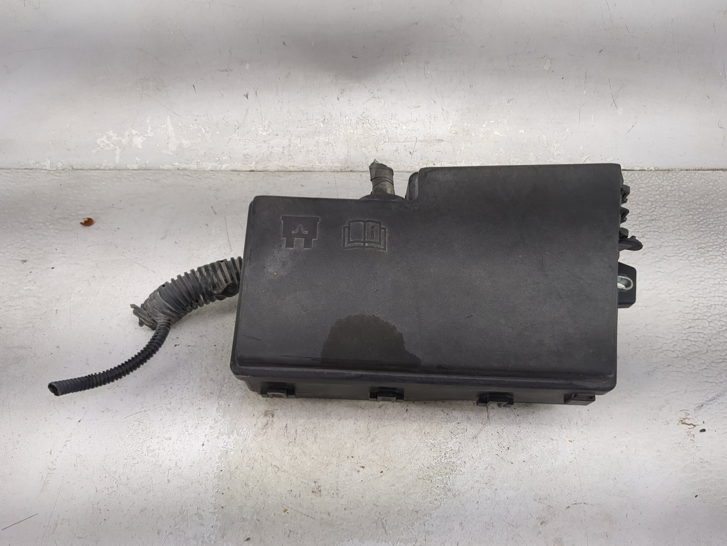 2012-2014 Ford Focus Fusebox Fuse Box Panel Relay Module P/N:AV6T-14A142-AA 9L2T-14B192-AA Fits Fits 2012 2013 2014 OEM Used