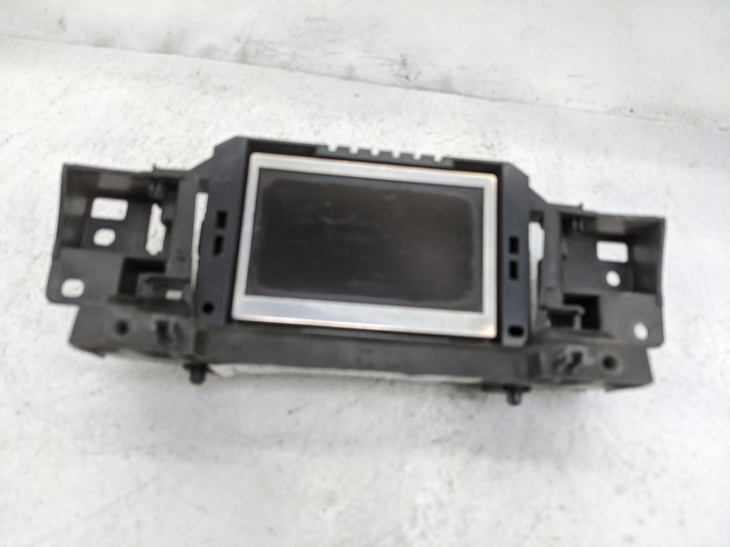 2012-2012 Ford Focus Information Display Screen 1477508 - Oemusedautoparts1.com