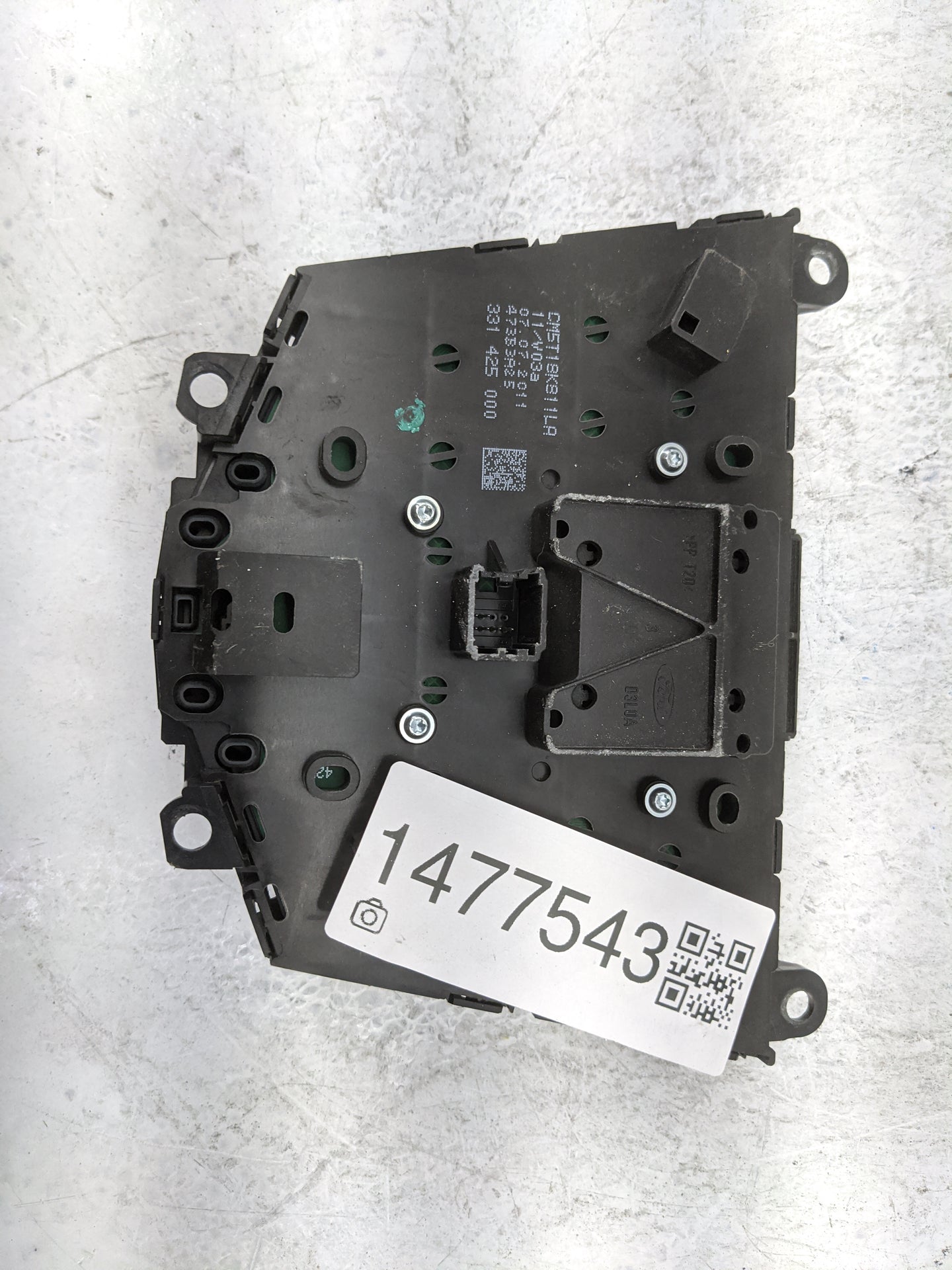 2012-2013 Ford Focus Radio AM FM Cd Player Receiver Replacement P/N:CM5T18K811LA CM5T18K811LB Fits Fits 2012 2013 OEM Used A
