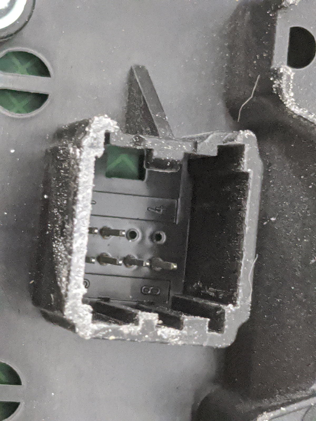 2012-2013 Ford Focus Radio AM FM Cd Player Receiver Replacement P/N:CM5T18K811LA CM5T18K811LB Fits Fits 2012 2013 OEM Used A
