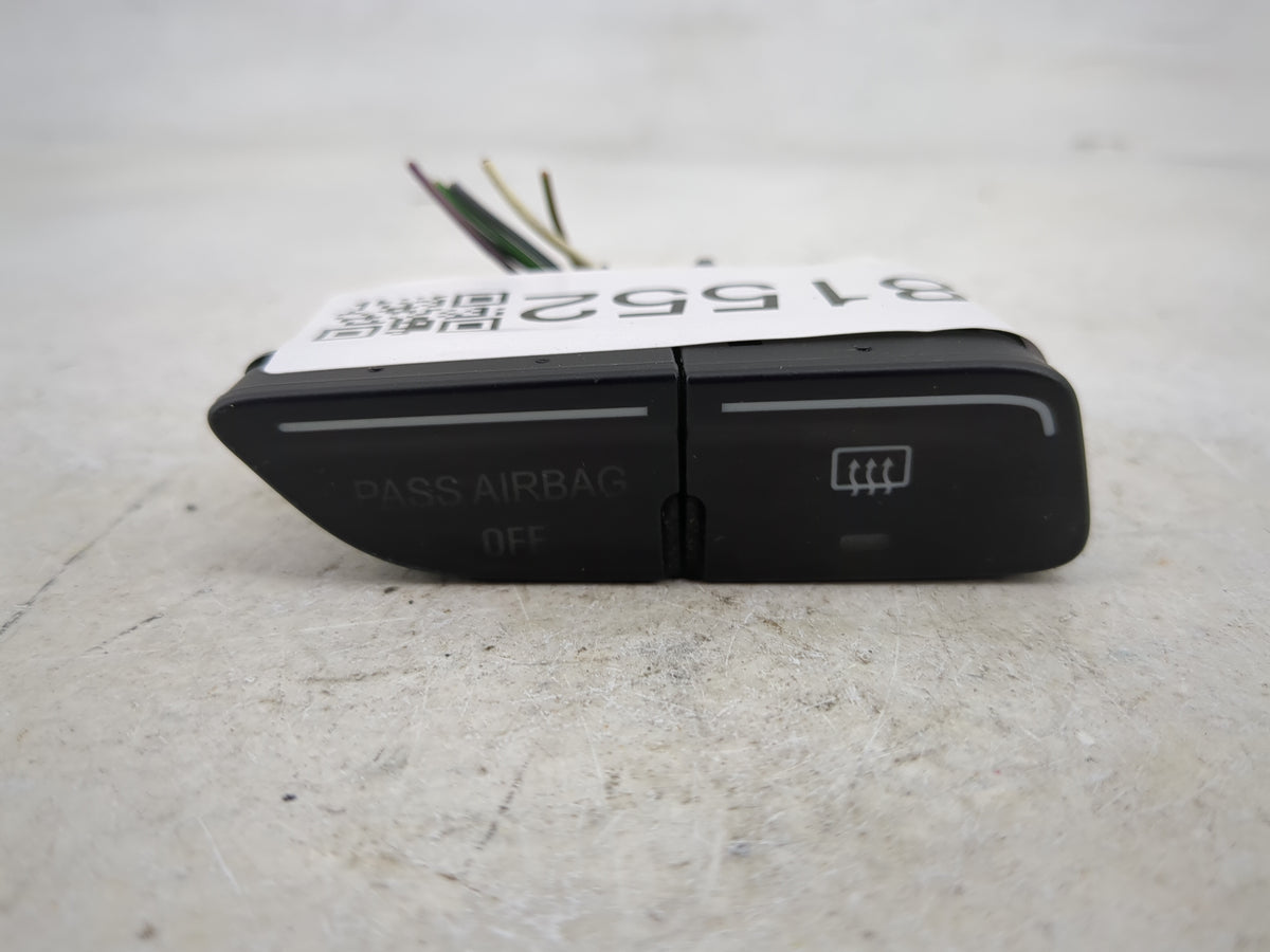 2012 Ford Focus Hazard Switch Cm5t-14b418-aa - Oemusedautoparts1.com