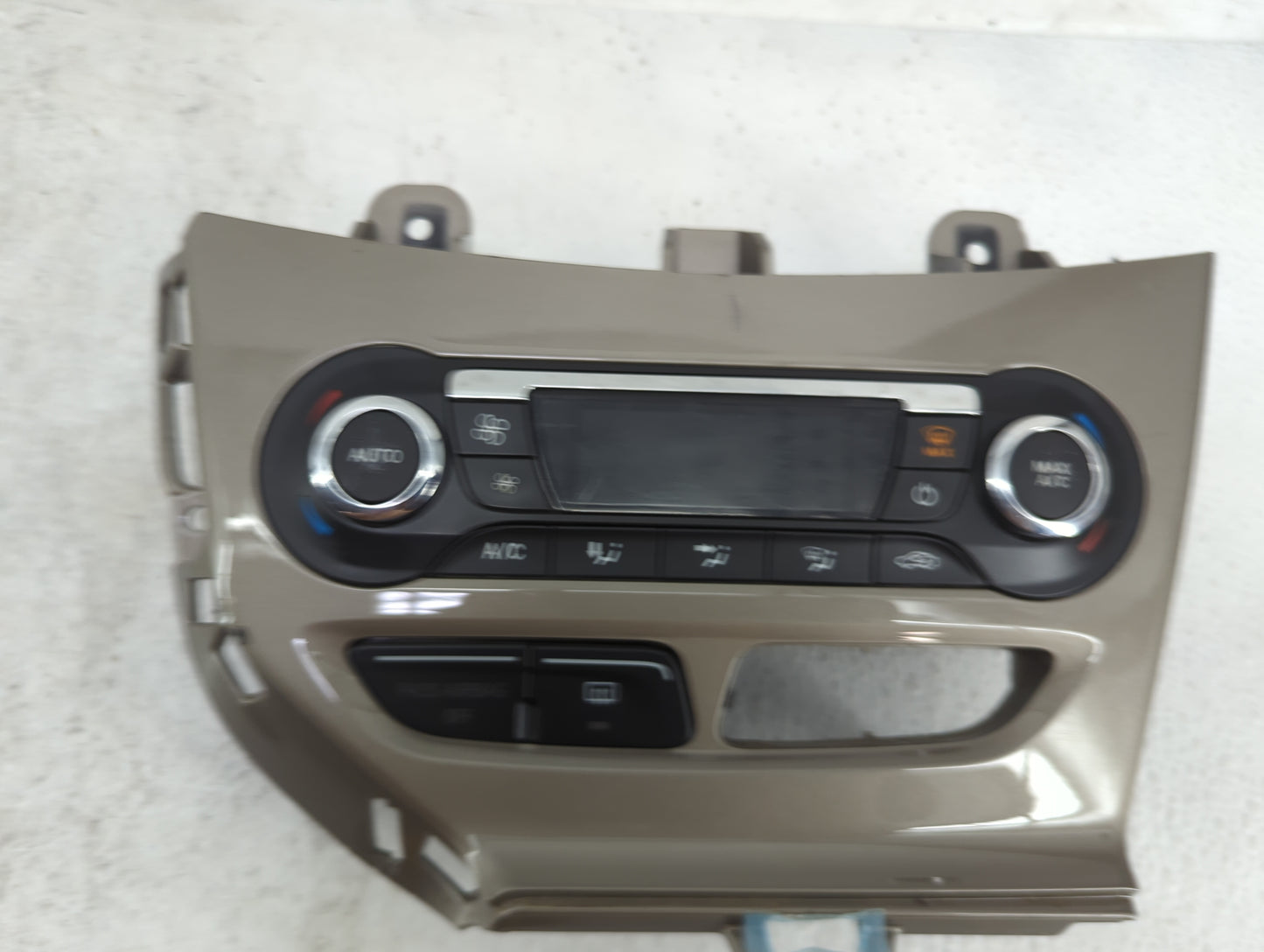 2012 Ford Focus Climate Control Module Temperature AC/Heater Replacement P/N:BM5T-18C612 Fits OEM Used Auto Parts - Oemuseda