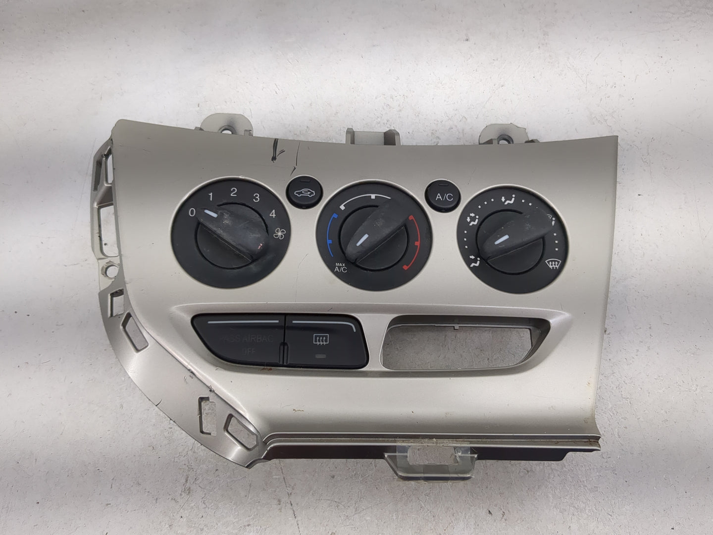 2012 Ford Focus Climate Control Module Temperature AC/Heater Replacement P/N:BM51-18522-AC3C13 Fits OEM Used Auto Parts - Oe