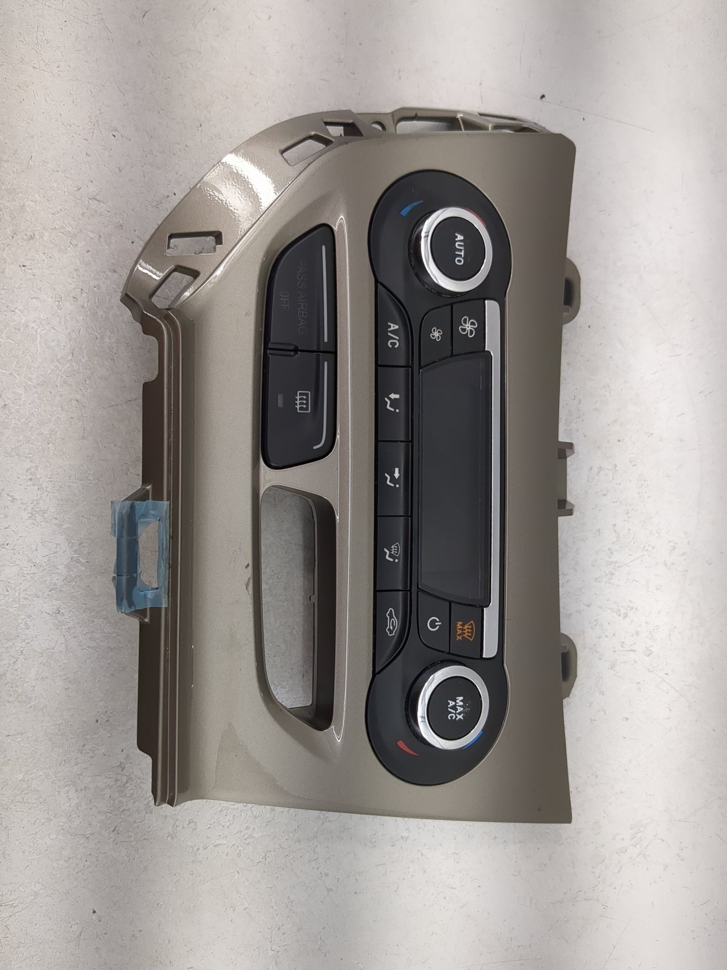 2012 Ford Focus Climate Control Module Temperature AC/Heater Replacement P/N:BM5T-18C612-BC BM51-18522-BG Fits OEM Used Auto