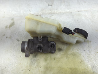 compare product 2012-2018 Ford Focus Brake Master Cylinder 1490692