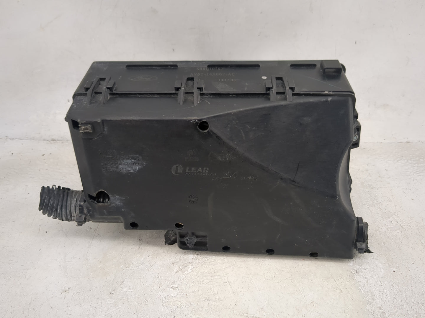 2012-2014 Ford Focus Fusebox Fuse Box Panel Relay Module P/N:AV6T-14A067-AC Fits Fits 2012 2013 2014 OEM Used Auto Parts - O