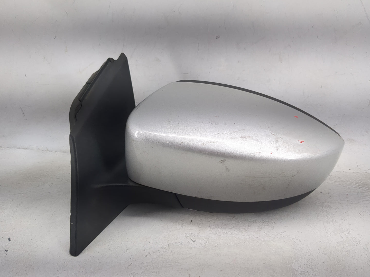 2012-2014 Ford Focus Driver Side View Mirror - Left Door Mirror OEM Used - Oemusedautoparts1.com