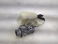 2012-2018 Ford Focus Brake Master Cylinder 1492459 - Oemusedautoparts1.com