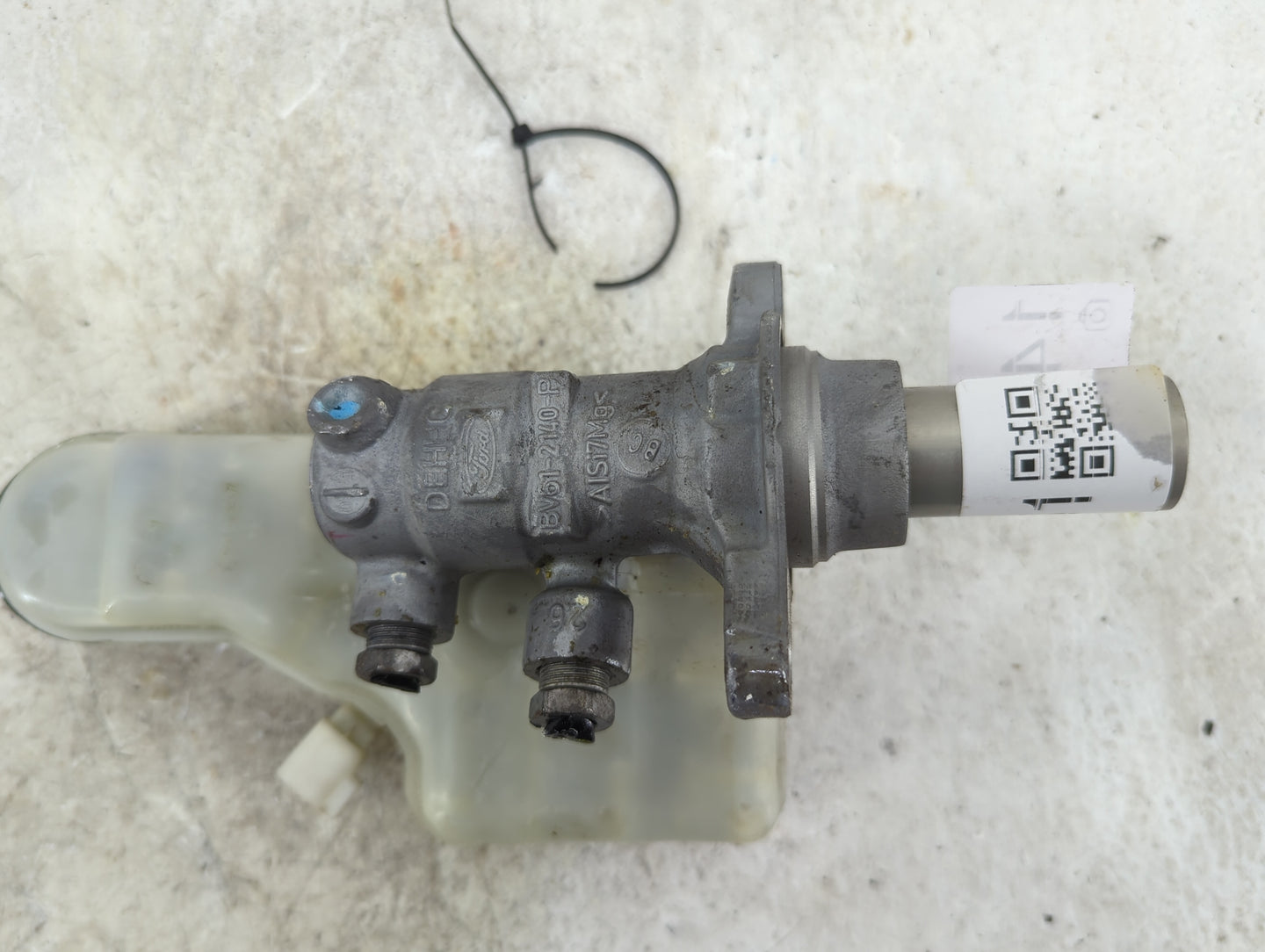 2012-2018 Ford Focus Brake Master Cylinder 1496551 - Oemusedautoparts1.com