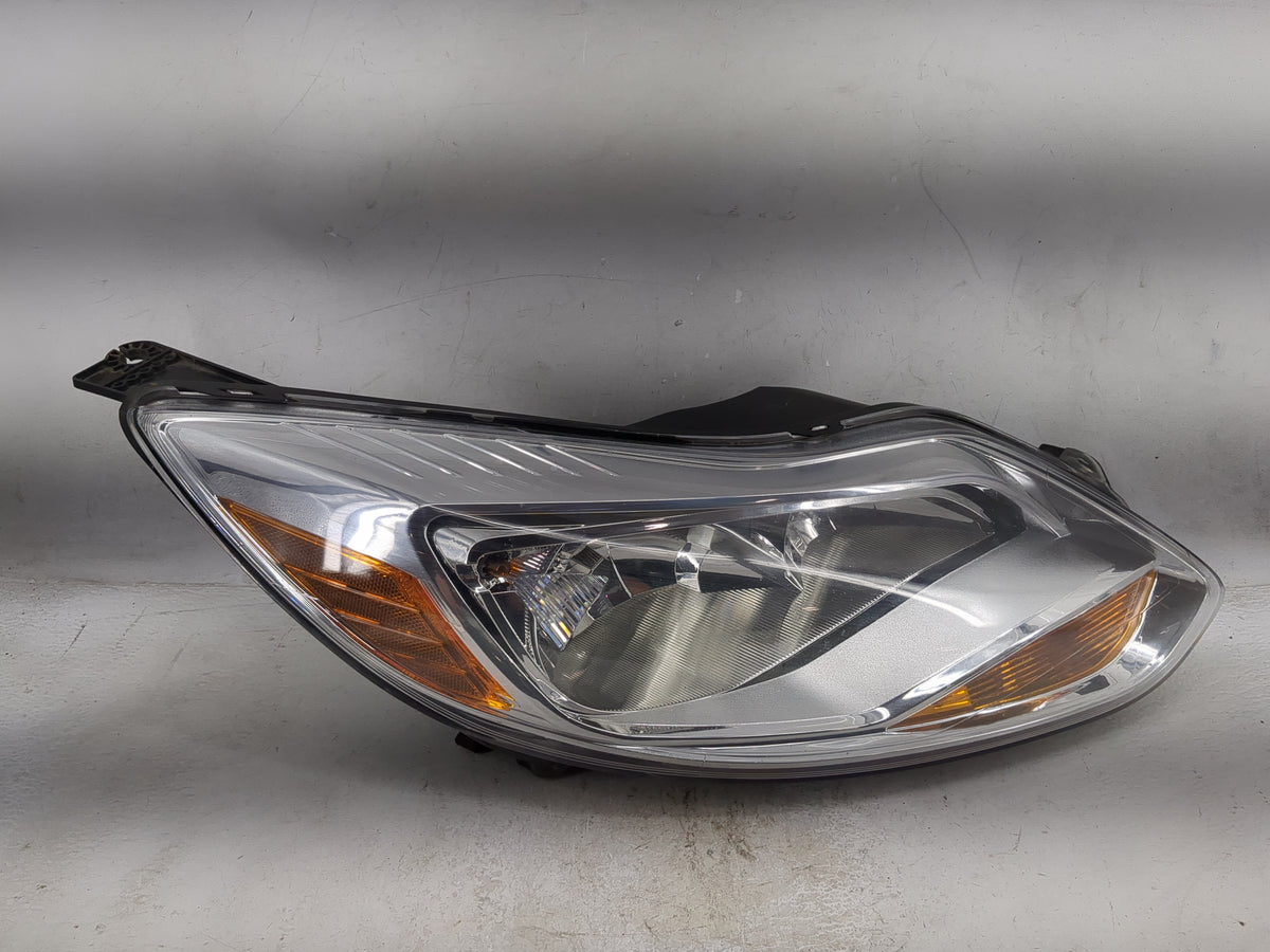 2012 Ford Focus Passenger Right Oem Head Light Headlight Lamp - Oemusedautoparts1.com