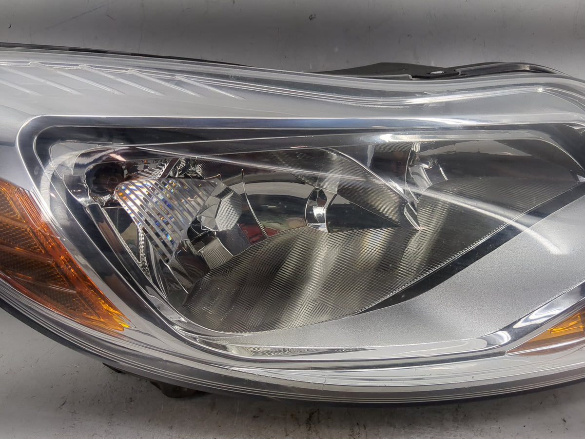 2012 Ford Focus Passenger Right Oem Head Light Headlight Lamp - Oemusedautoparts1.com