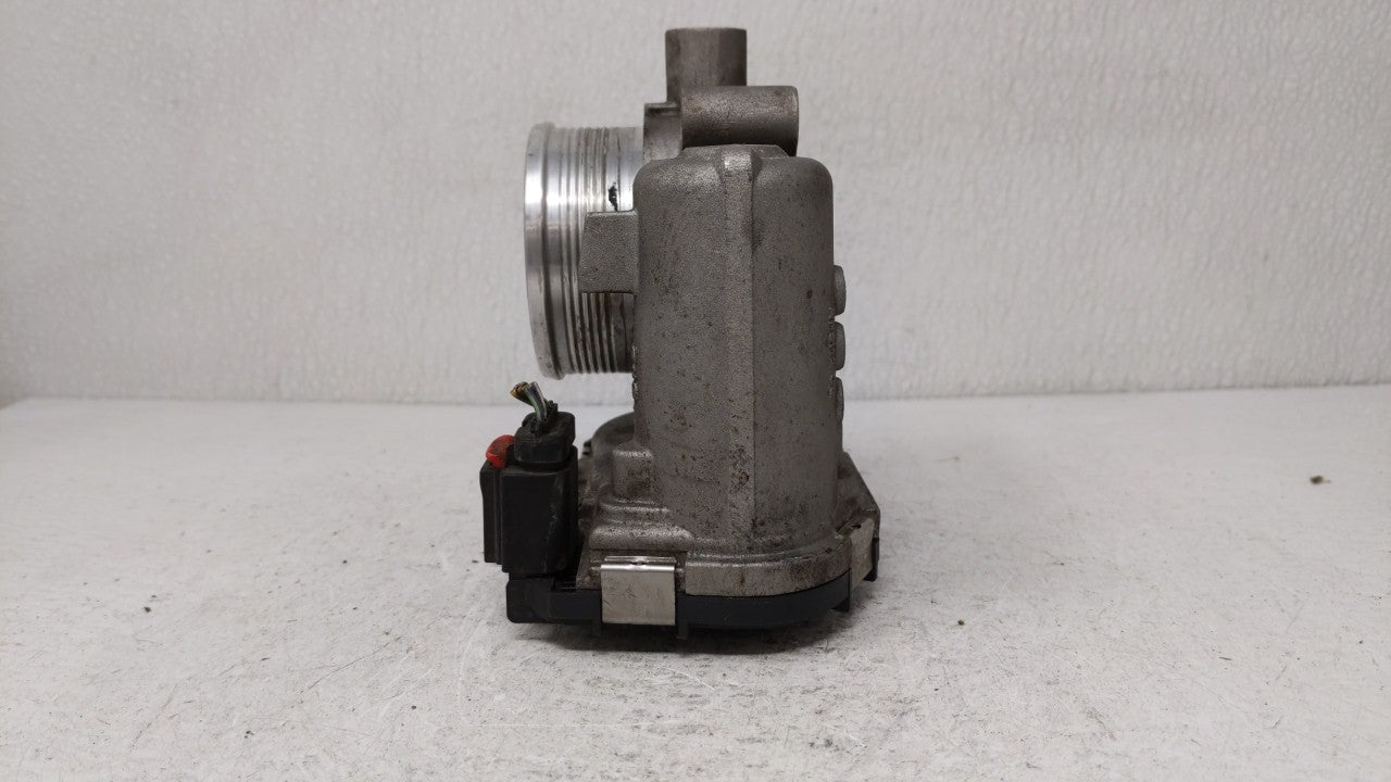 2012-2013 Ford Focus Throttle Body P/N:CM5E 9F991 AD Fits Fits 2012 2013 2014 2015 2016 2017 OEM Used Auto Parts - Oemusedau