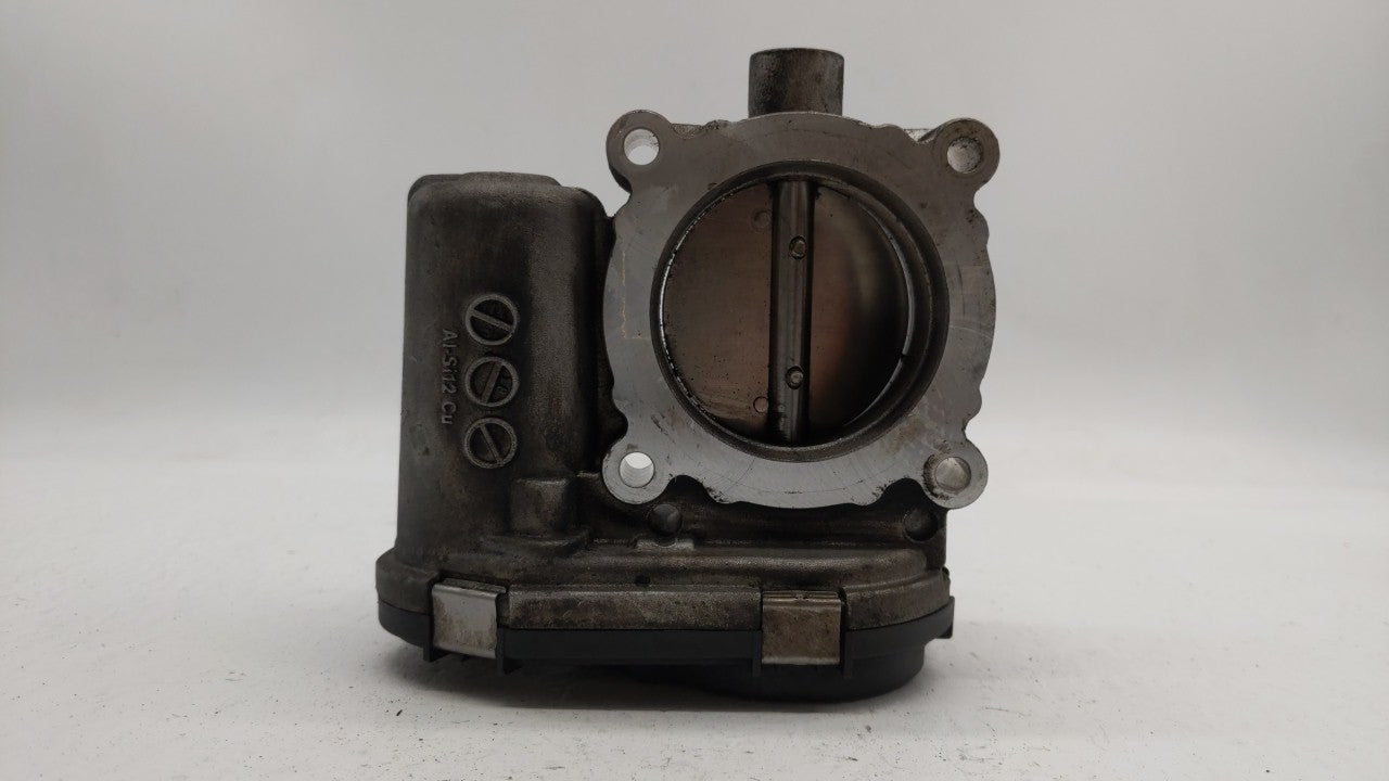 2012-2013 Ford Focus Throttle Body P/N:CM5E-9F991-AD Fits Fits 2012 2013 2014 2015 2016 2017 OEM Used Auto Parts - Oemusedau