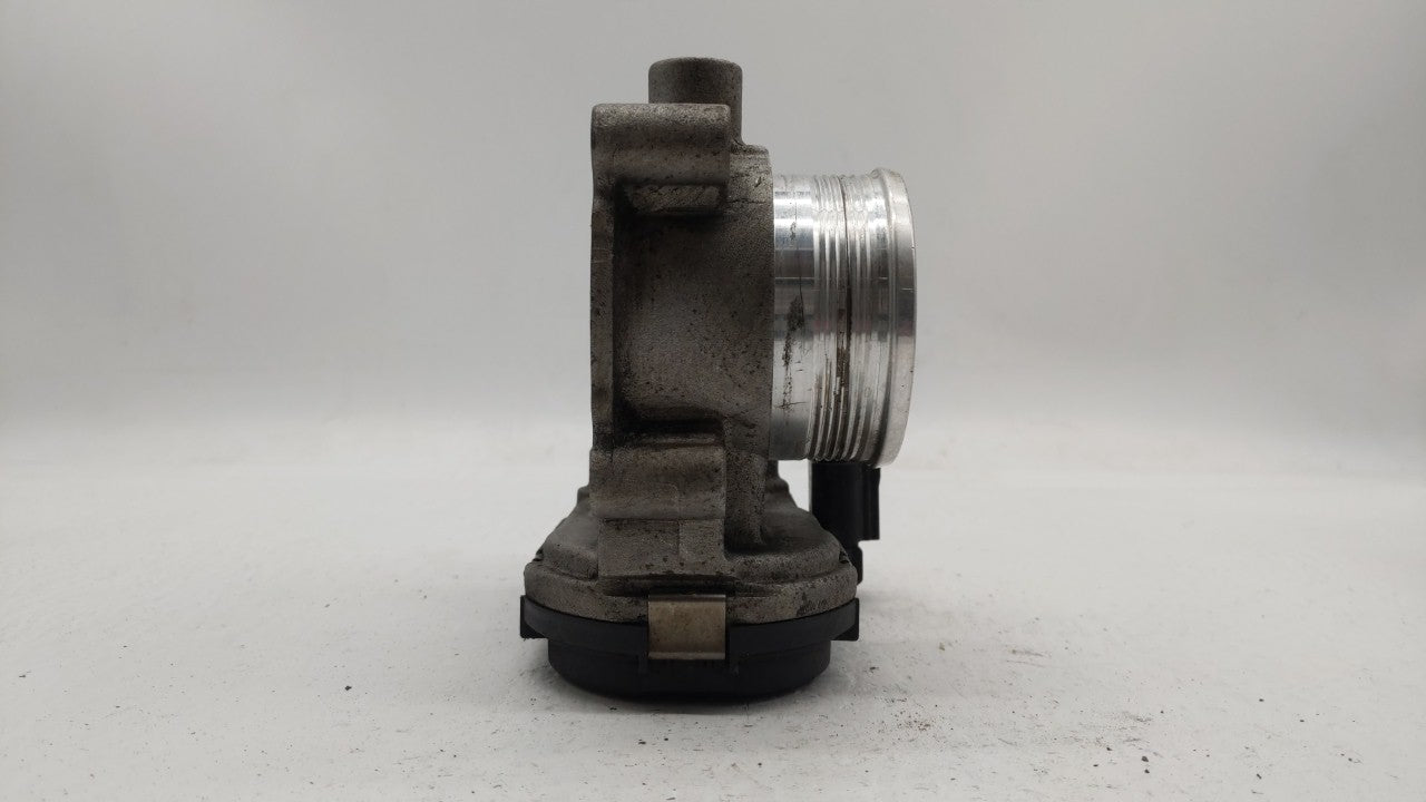 2012-2013 Ford Focus Throttle Body P/N:CM5E-9F991-AD Fits Fits 2012 2013 2014 2015 2016 2017 OEM Used Auto Parts - Oemusedau