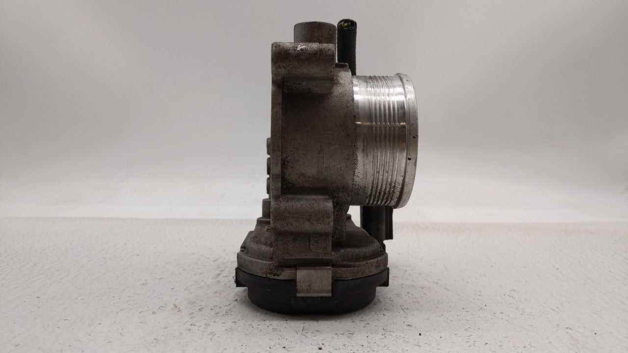 2012-2013 Ford Focus Throttle Body P/N:CM5E-9F991-AD Fits Fits 2012 2013 2014 2015 2016 2017 OEM Used Auto Parts - Oemusedau