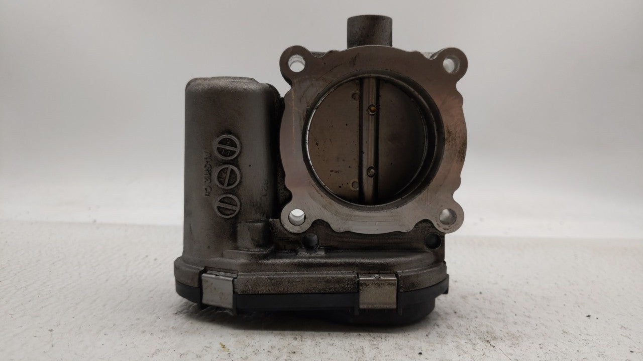 2012-2013 Ford Focus Throttle Body P/N:CM5E-9F991-AD Fits Fits 2012 2013 2014 2015 2016 2017 OEM Used Auto Parts - Oemusedau