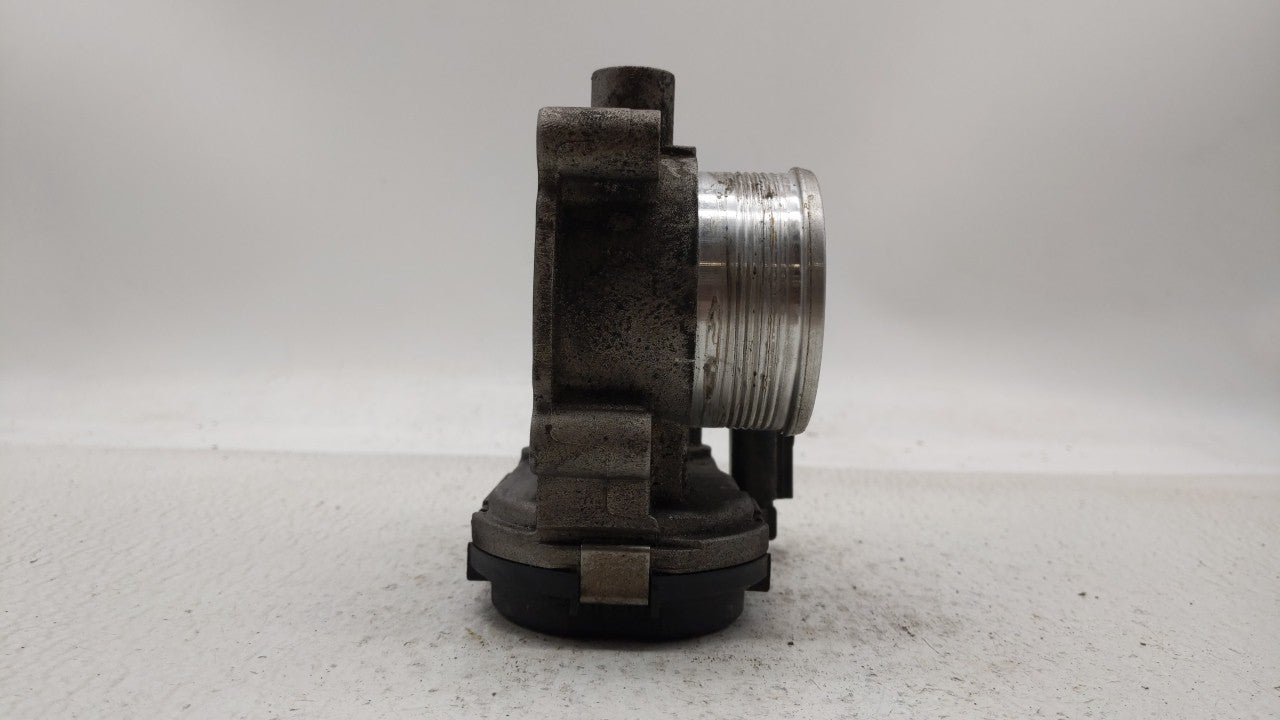 2012-2013 Ford Focus Throttle Body P/N:CM5E-9F991-AD Fits Fits 2012 2013 2014 2015 2016 2017 OEM Used Auto Parts - Oemusedau