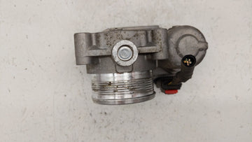 2012-2013 Ford Focus Throttle Body P/N:CM5E-9F991-AD Fits Fits 2012 2013 2014 2015 2016 2017 OEM Used Auto Parts